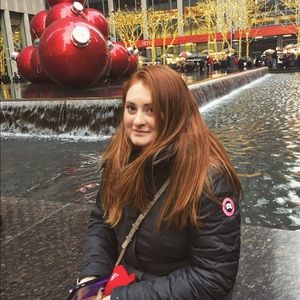 Meet your Posher, Laura